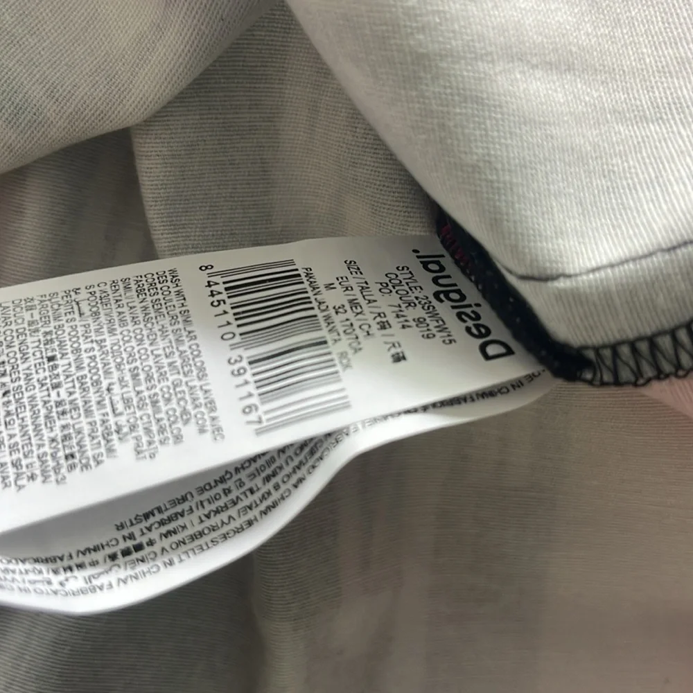 Desigual Slim Newspaper Mini Skirt - Picture 8 of 16